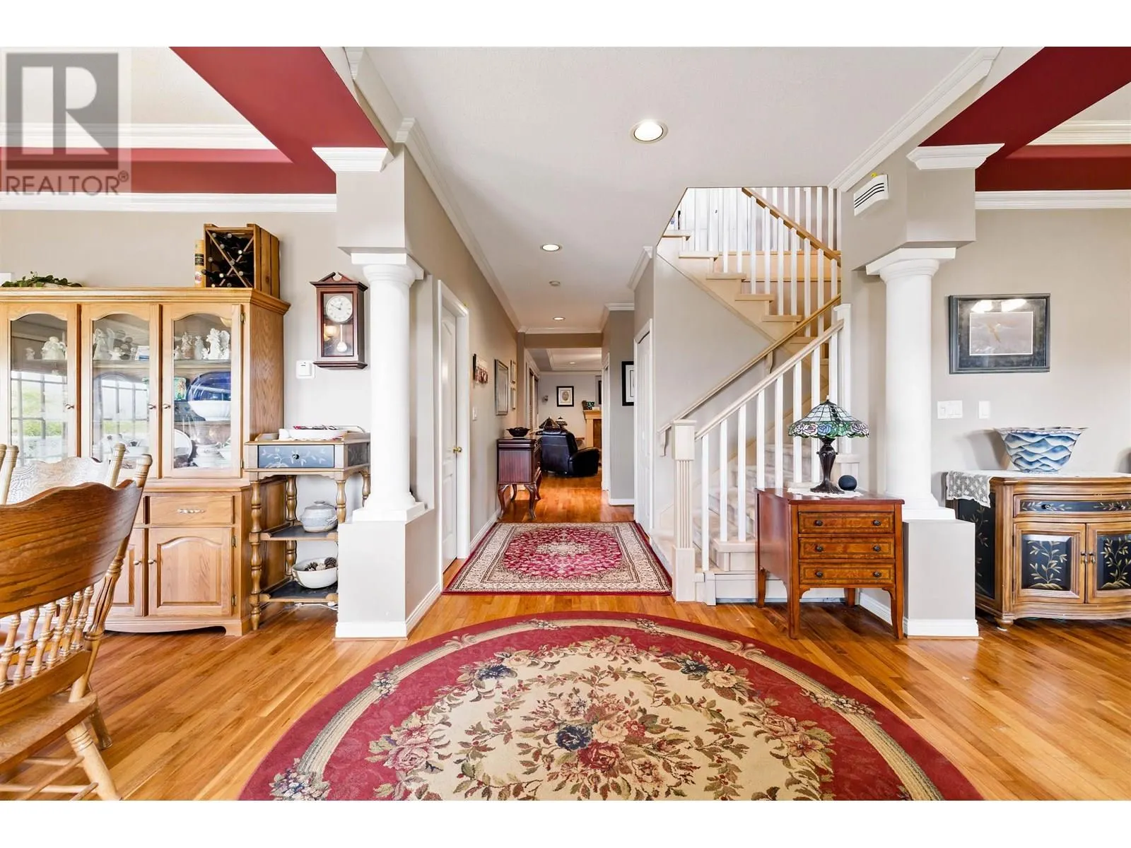 330 ROSEHILL WYND