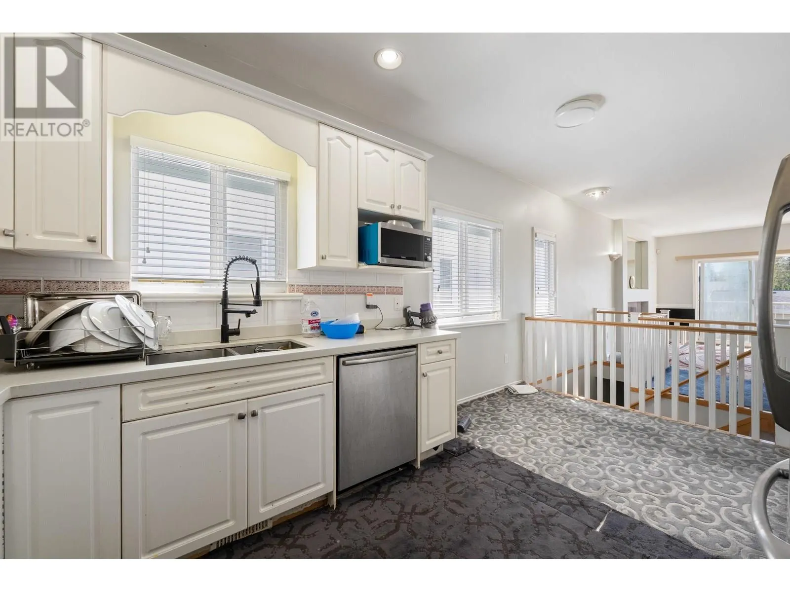 3073 COAST MERIDIAN ROAD
