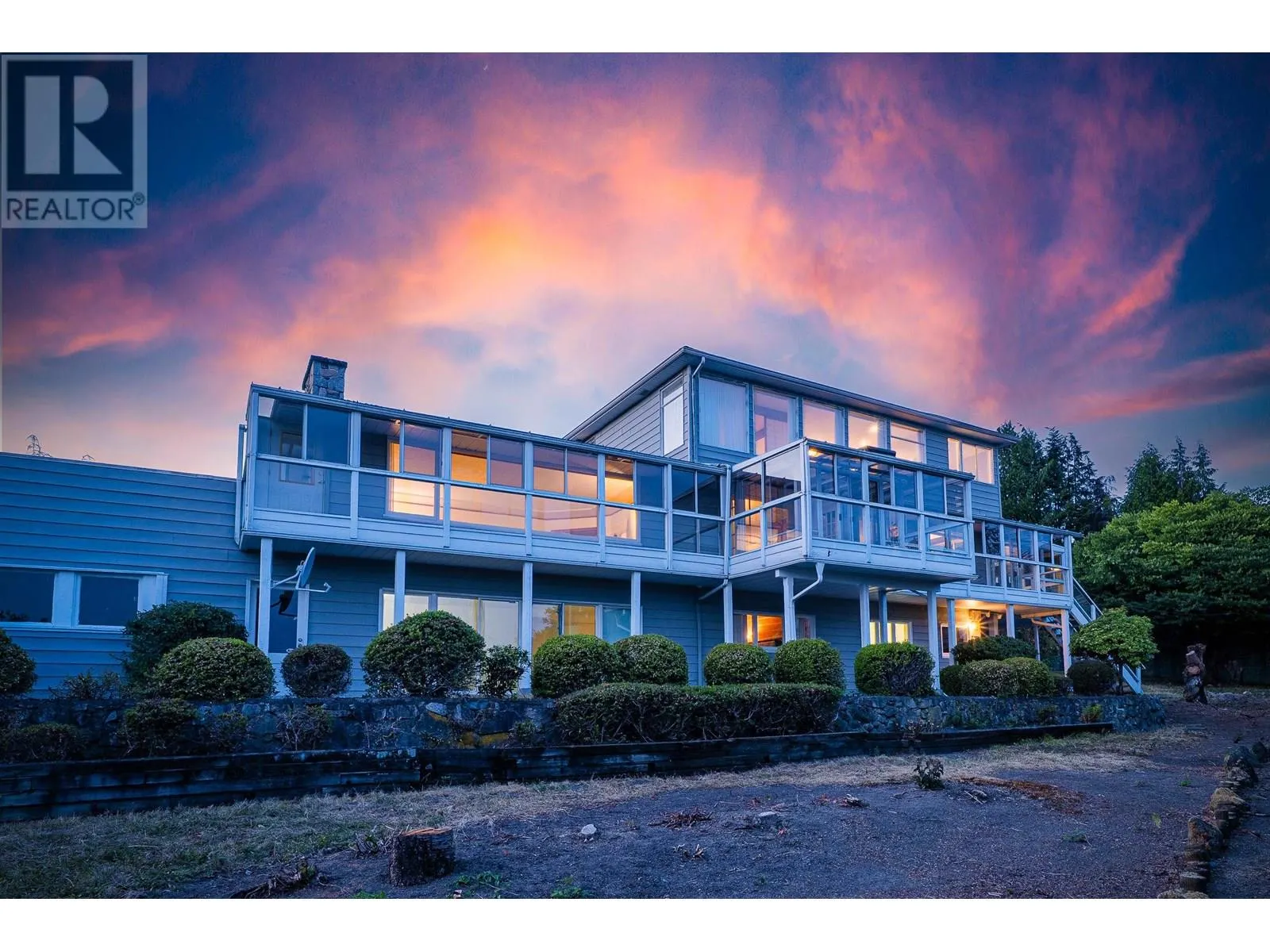 650 SOUTHBOROUGH DRIVE