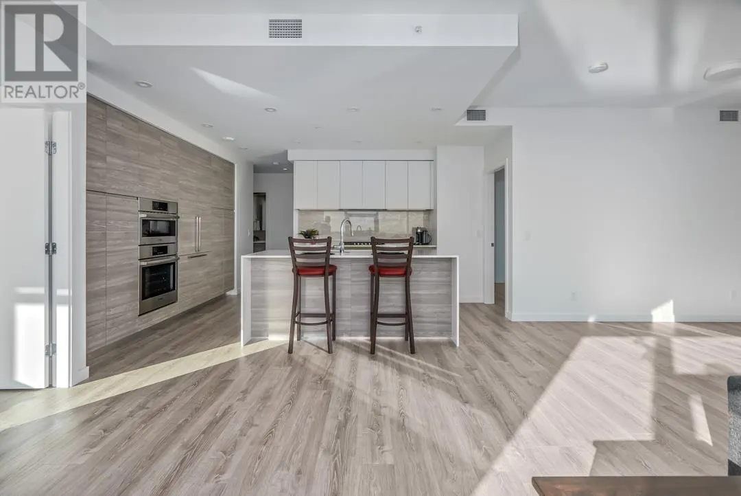 3907 680 QUAYSIDE DRIVE