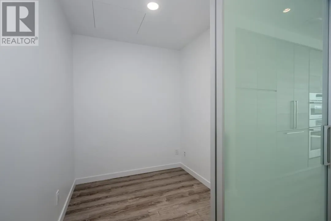 3907 680 QUAYSIDE DRIVE