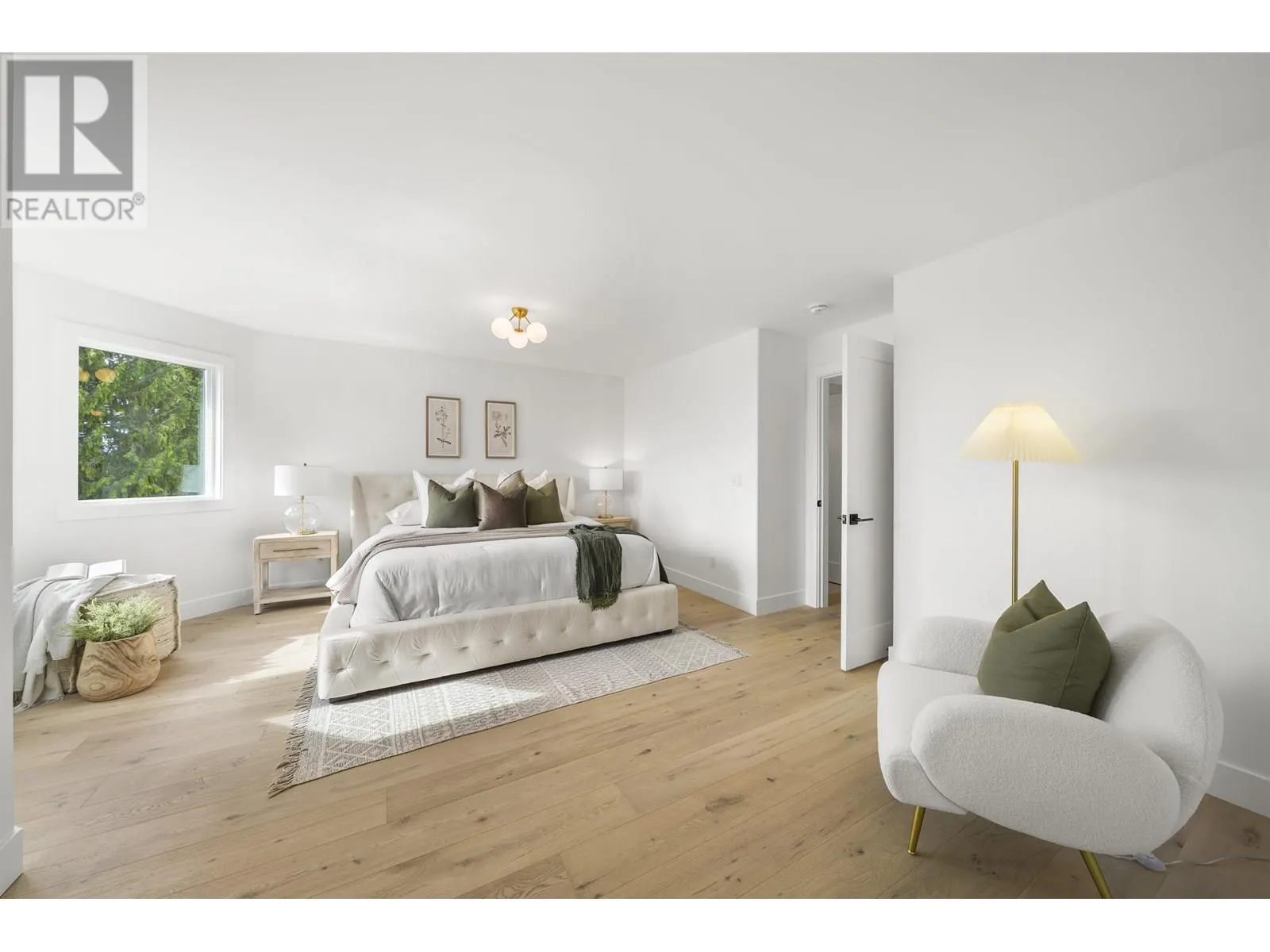 1 CEDARWOOD COURT