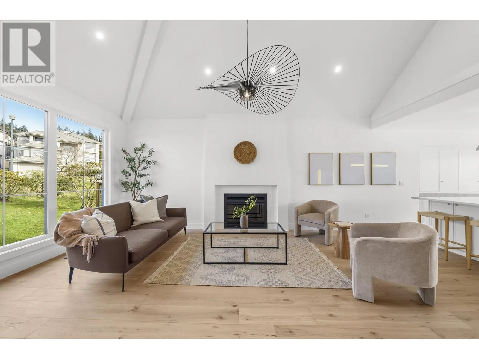 1 CEDARWOOD COURT