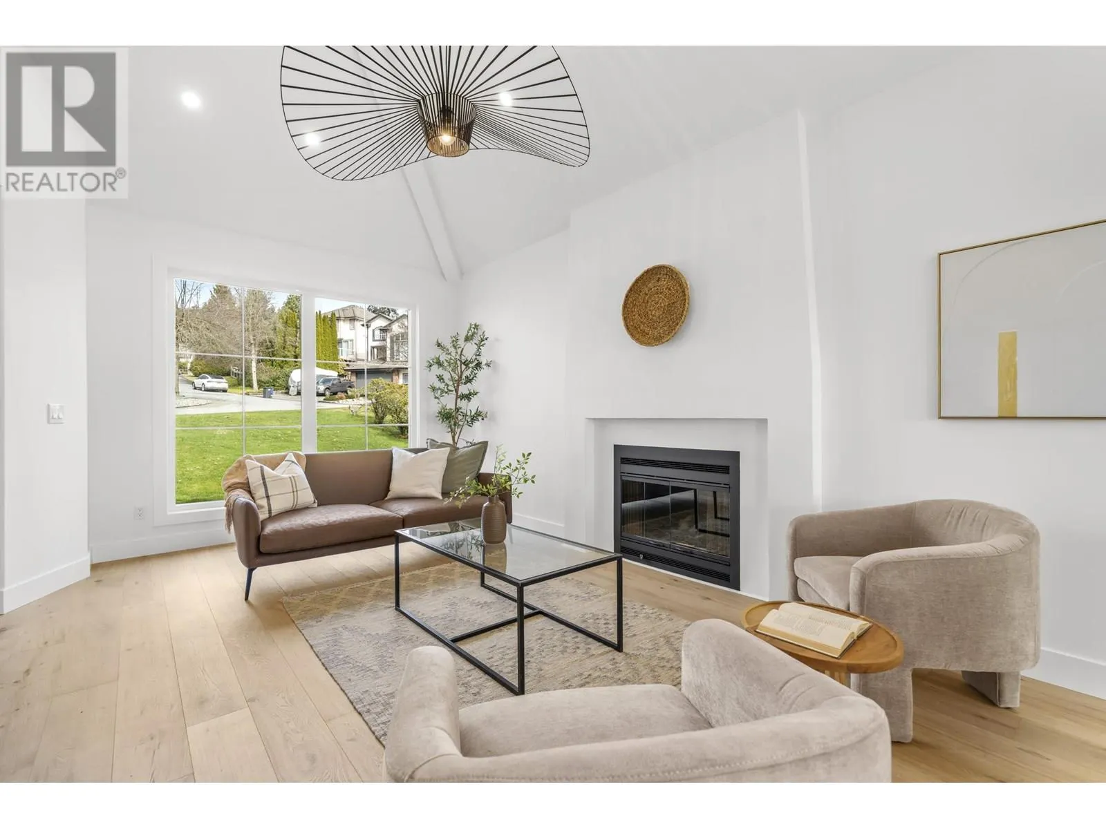 1 CEDARWOOD COURT