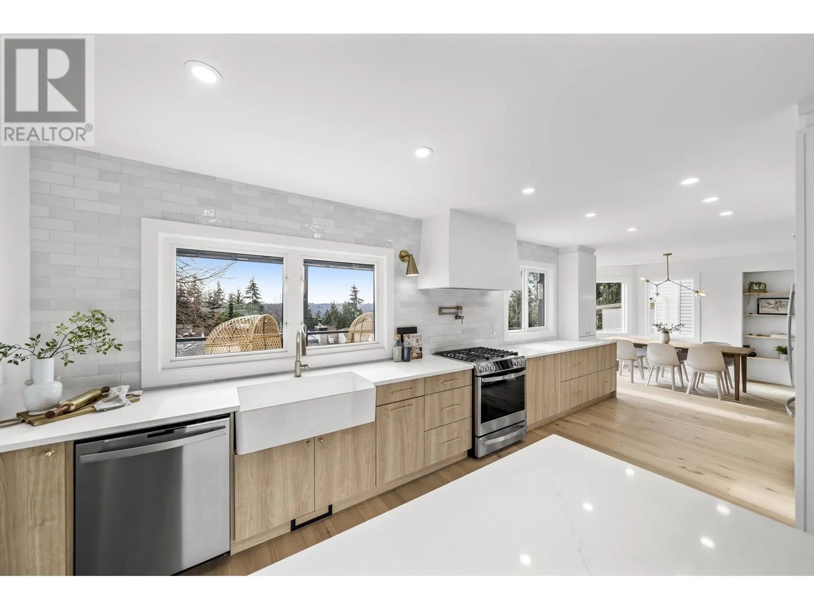 1 CEDARWOOD COURT