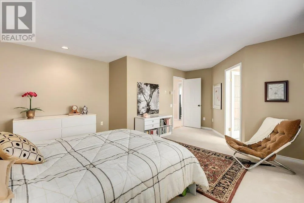 5253 BRIGANTINE ROAD