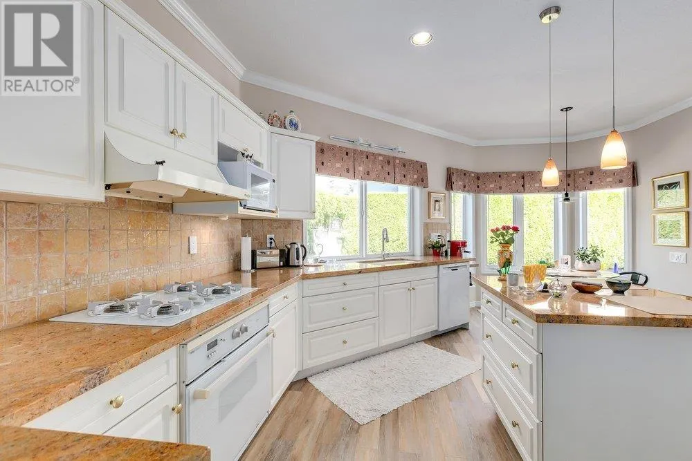 5253 BRIGANTINE ROAD