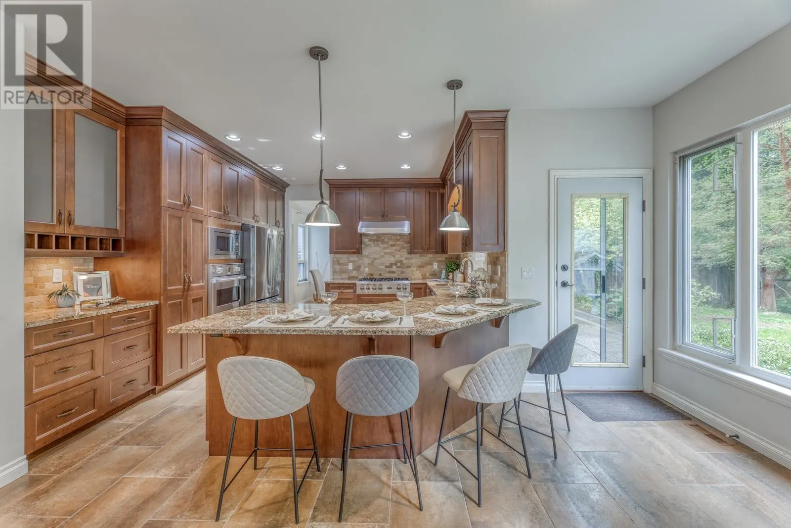 62 HETT CREEK DRIVE