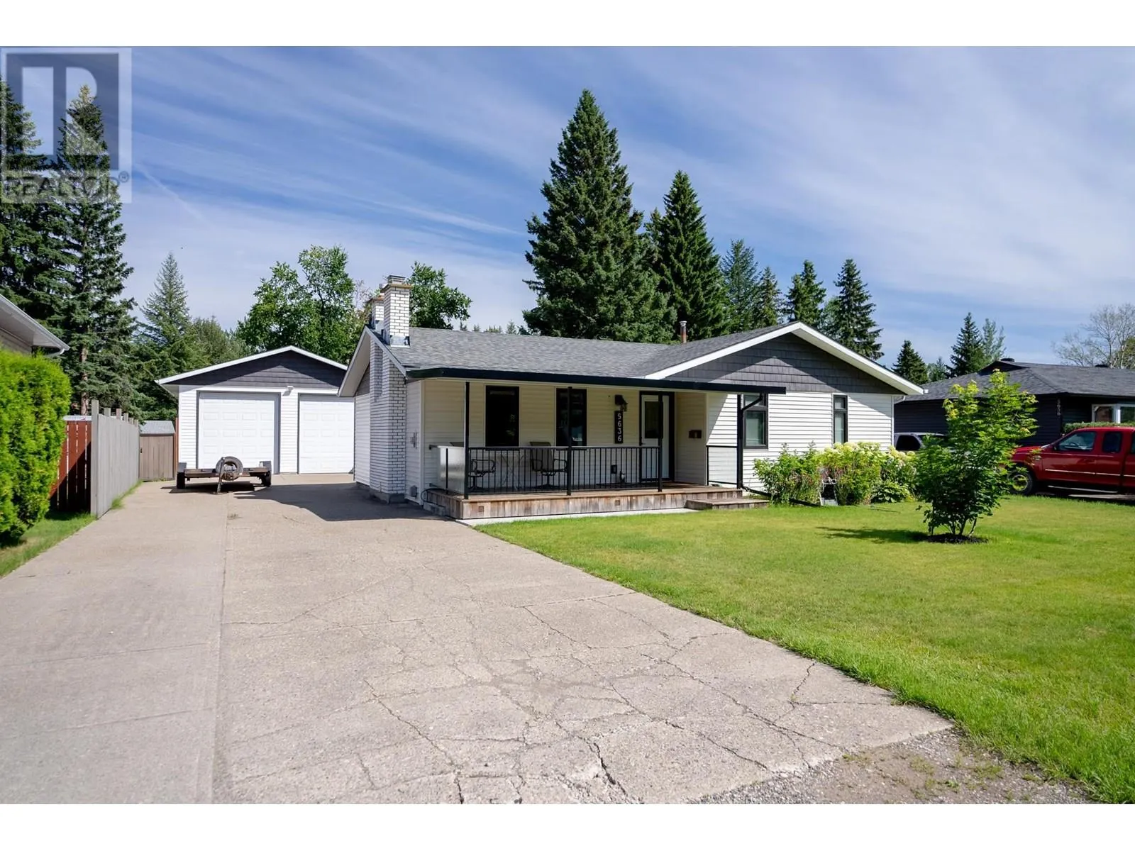 5636 SIMON FRASER AVENUE