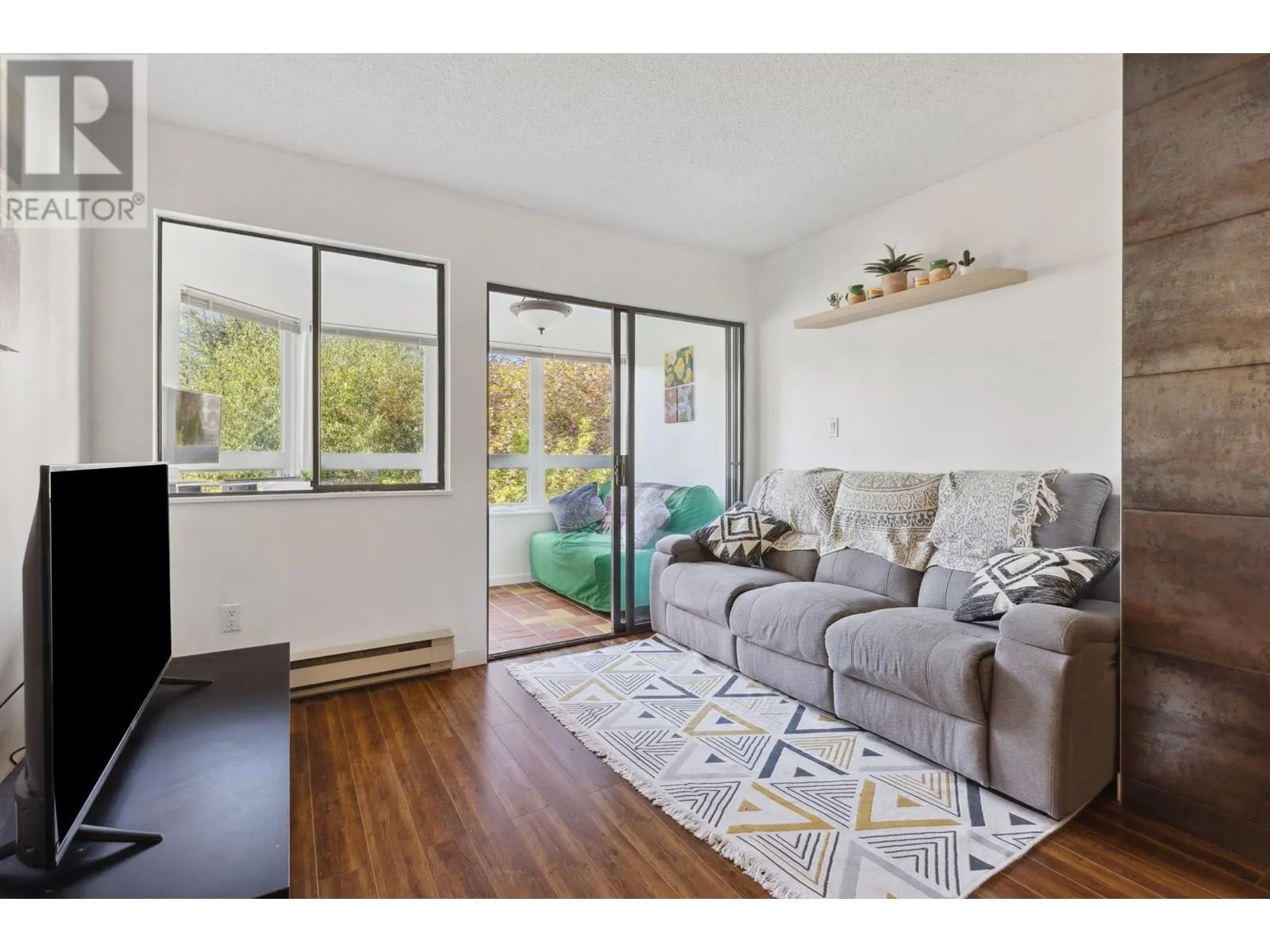 204 1155 ROSS ROAD