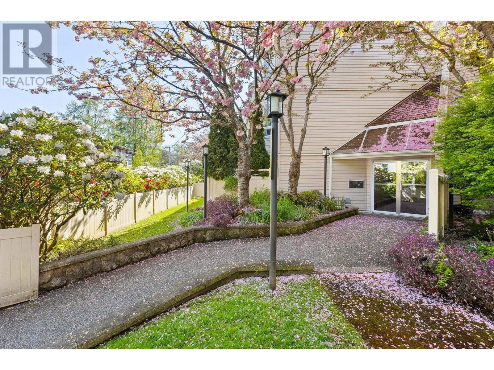 204 1155 ROSS ROAD