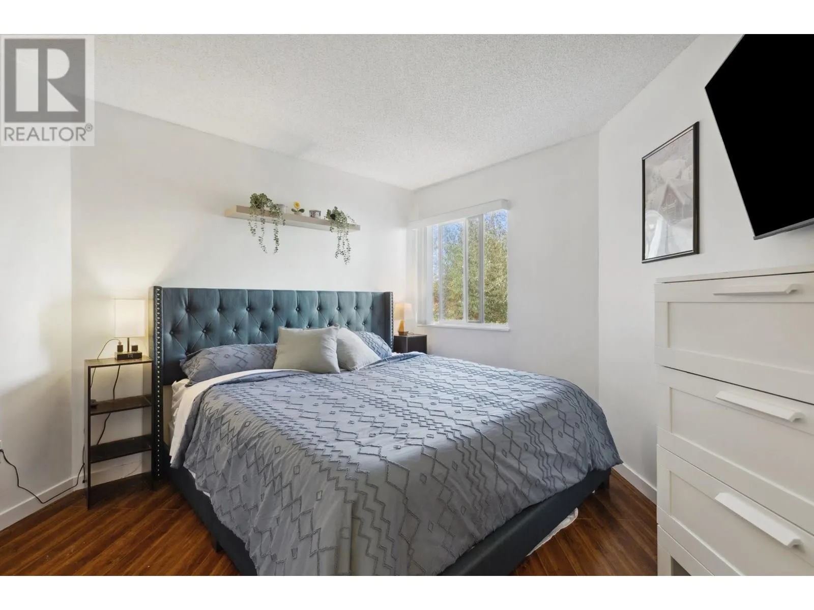 204 1155 ROSS ROAD