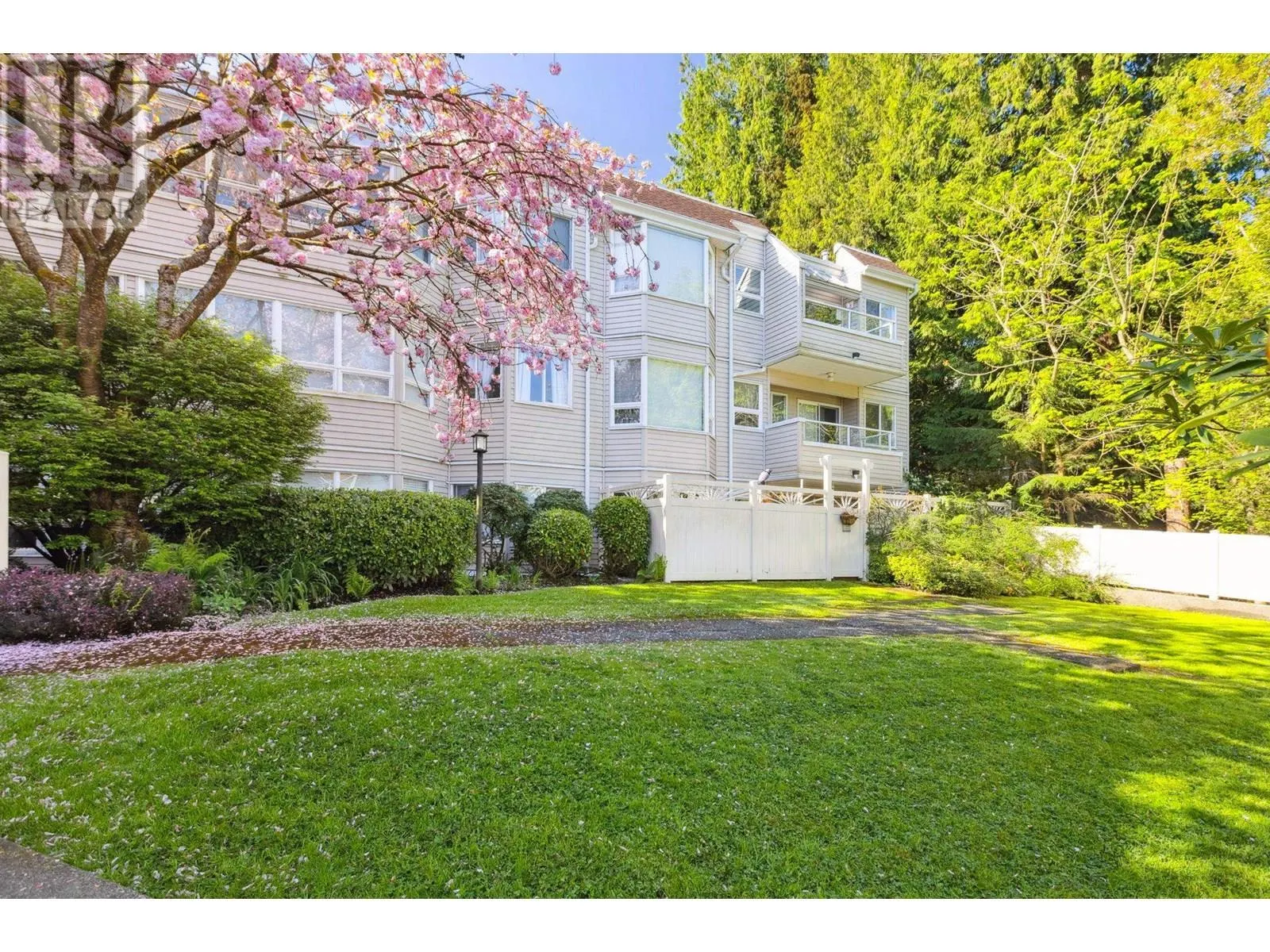 204 1155 ROSS ROAD