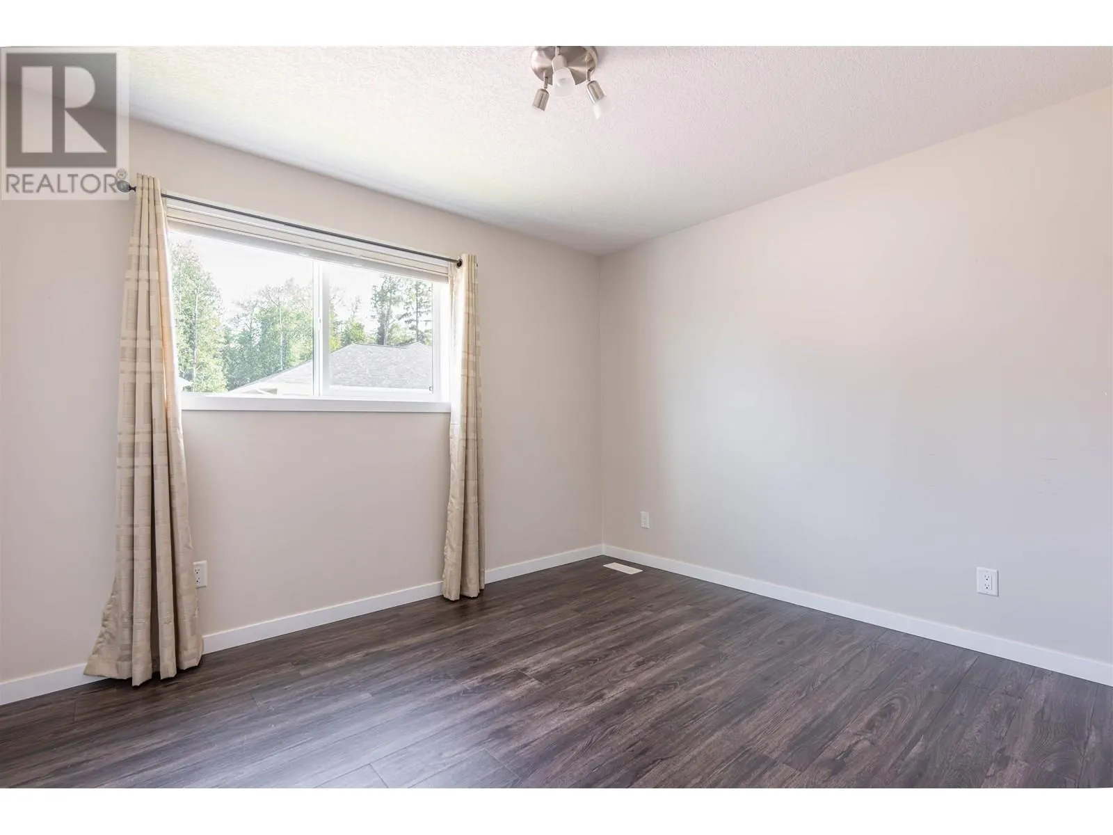 125 4303 UNIVERSITY HEIGHTS DRIVE
