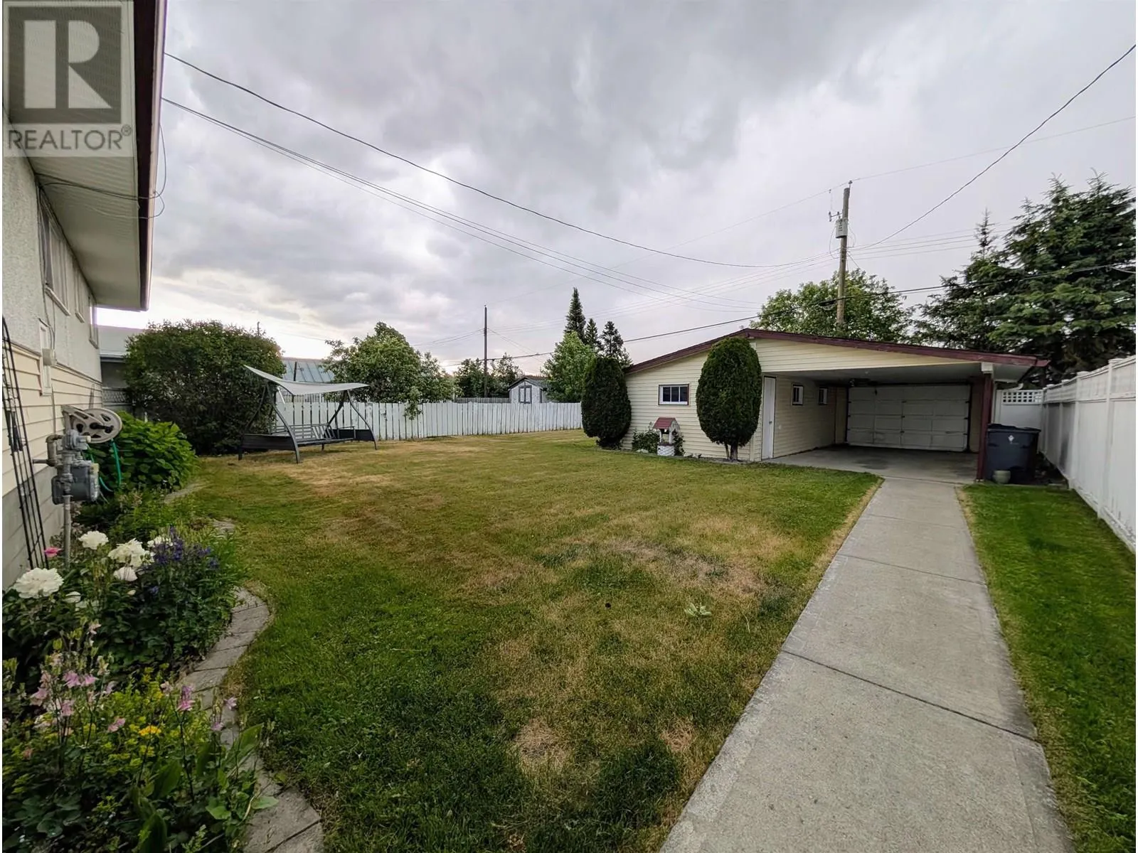 374 S NICHOLSON STREET