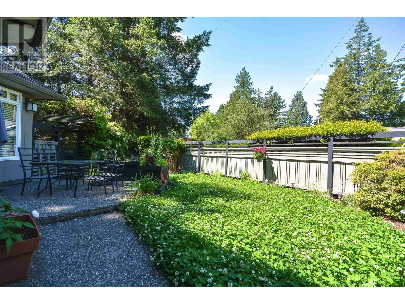 1498 BRAID ROAD