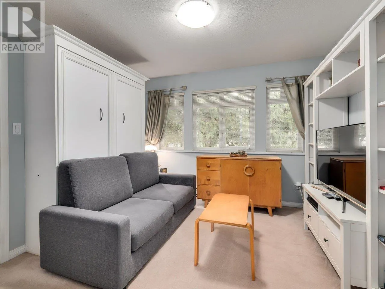 1498 BRAID ROAD
