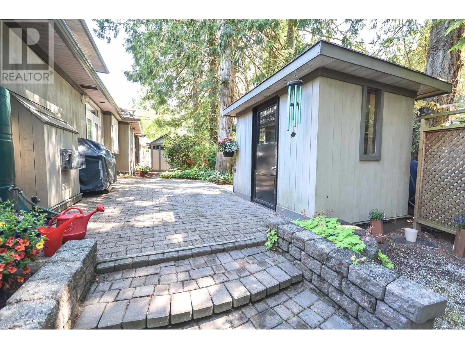 1498 BRAID ROAD