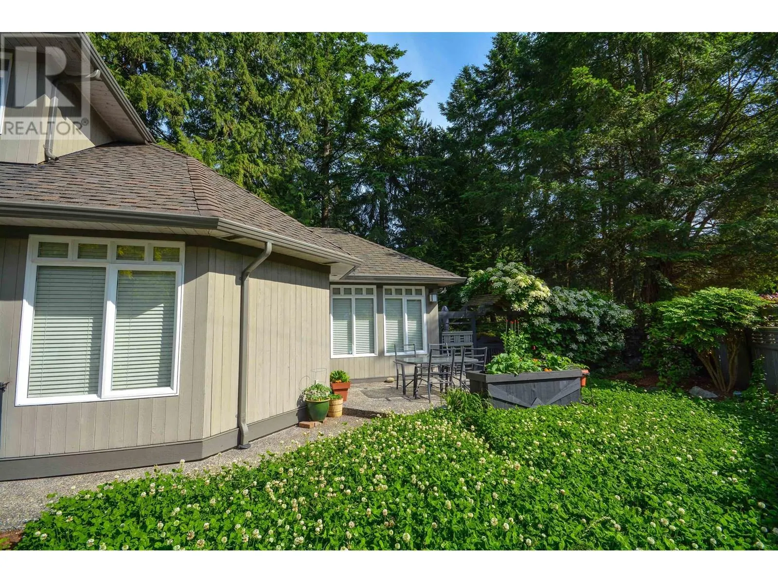 1498 BRAID ROAD