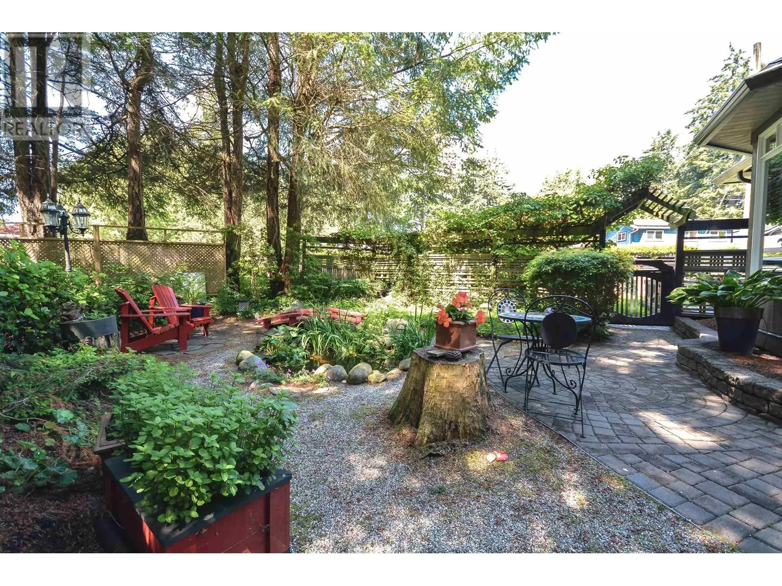 1498 BRAID ROAD