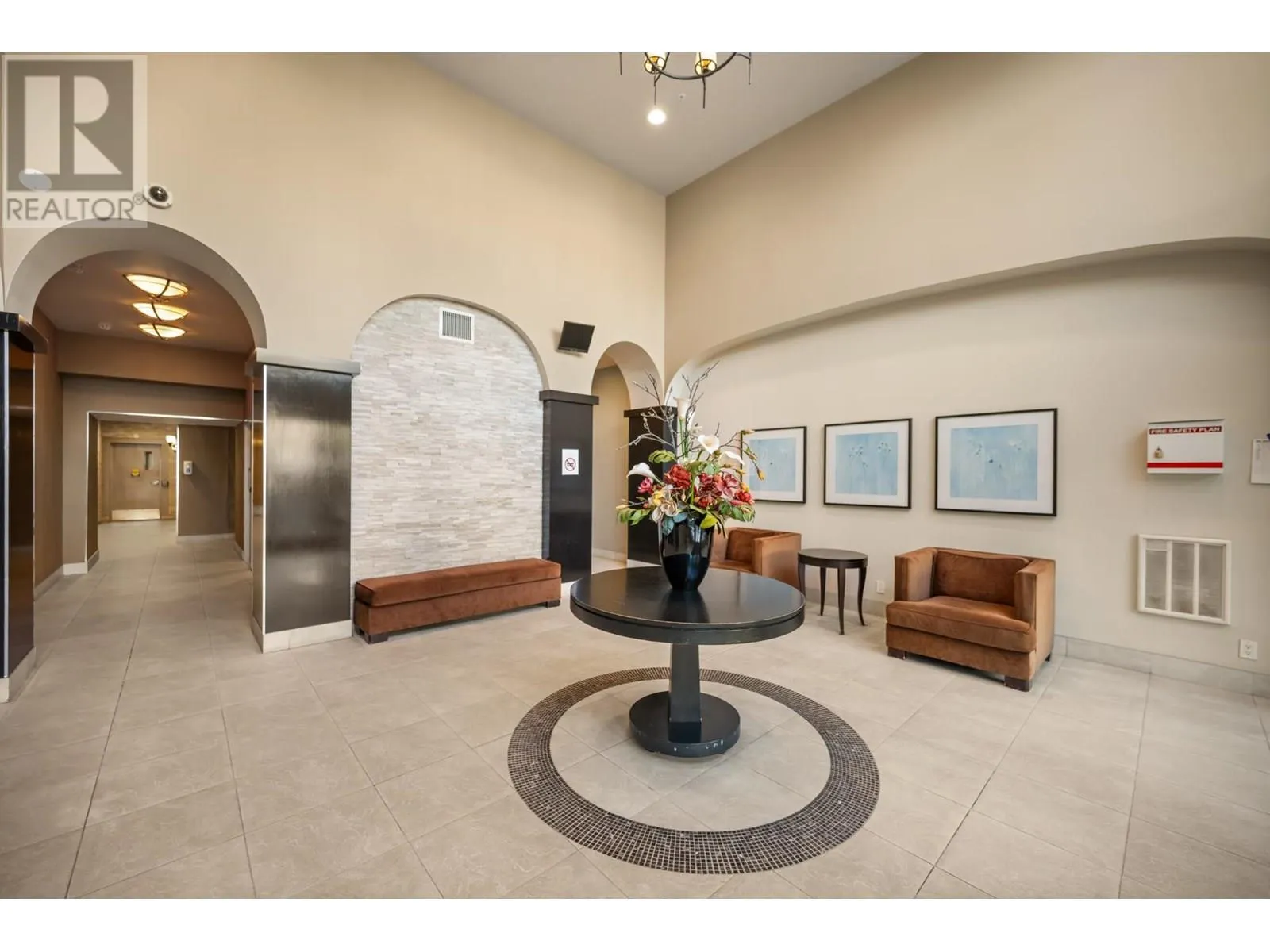 2103 280 ROSS DRIVE