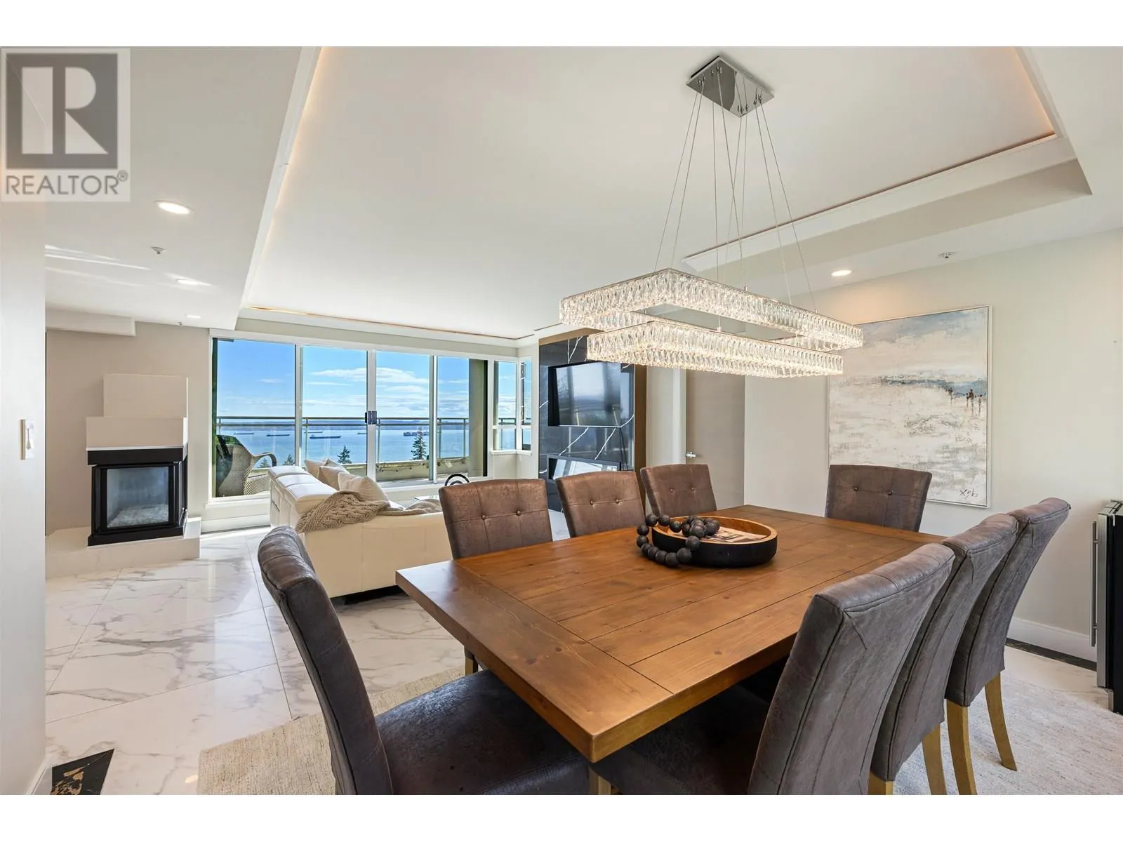701 3105 DEER RIDGE DRIVE