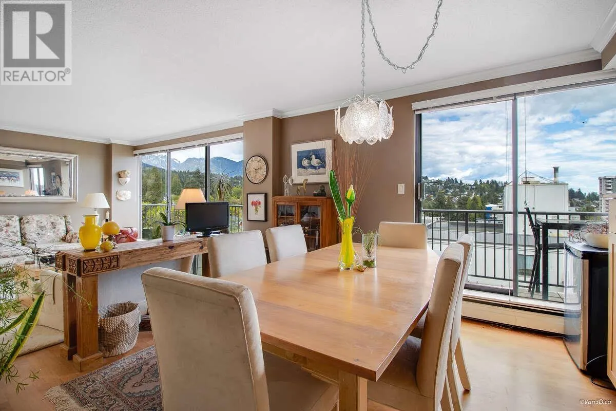 903 1745 ESQUIMALT AVENUE
