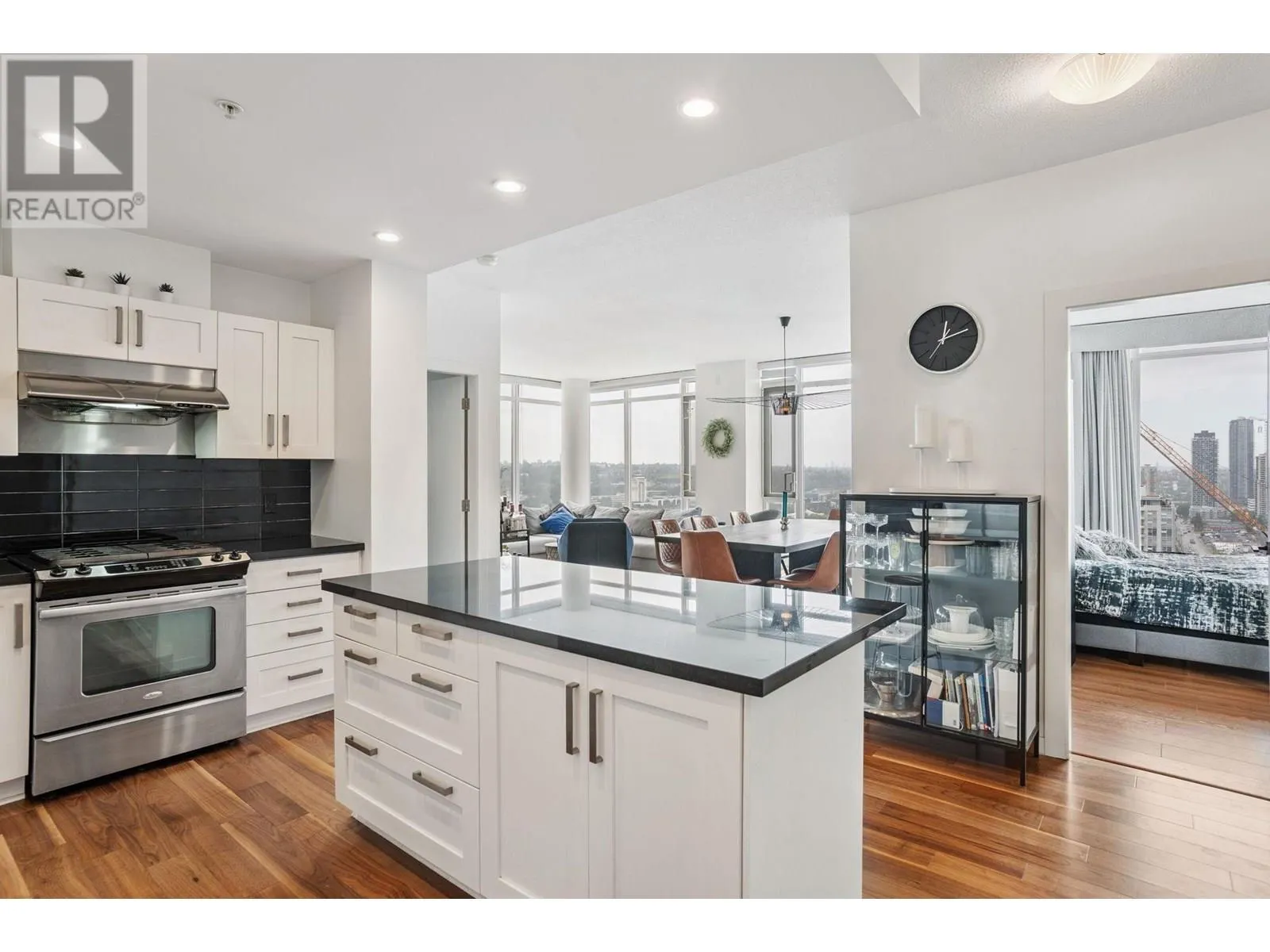 3101 2133 DOUGLAS ROAD