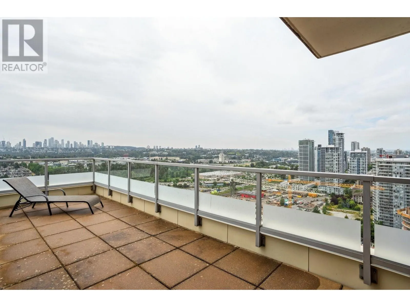 3101 2133 DOUGLAS ROAD