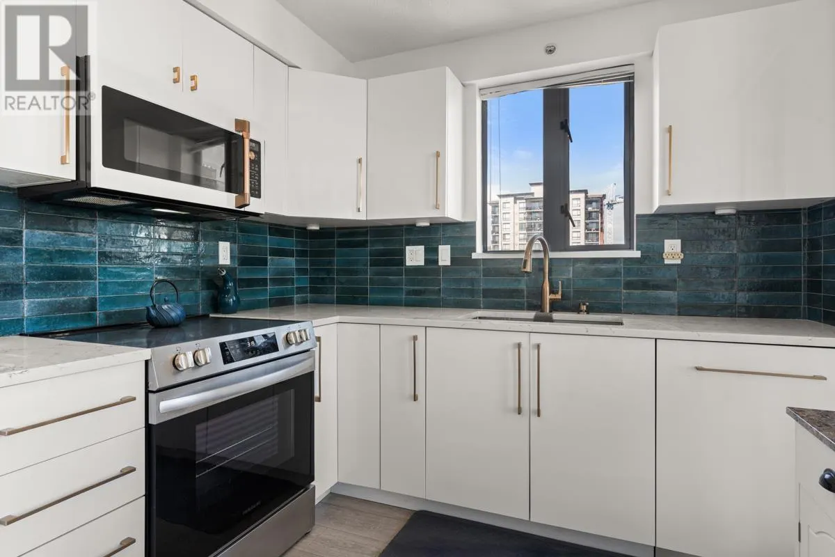 1801 850 ROYAL AVENUE