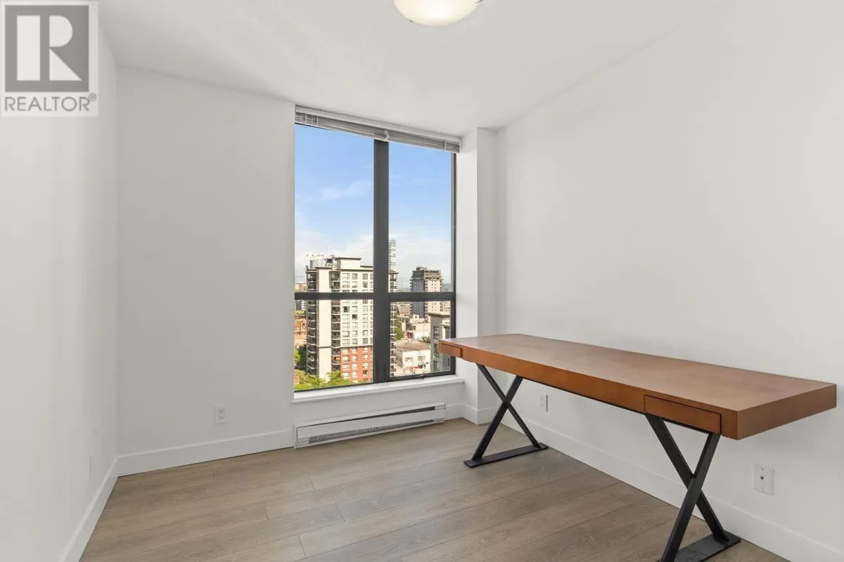 1801 850 ROYAL AVENUE