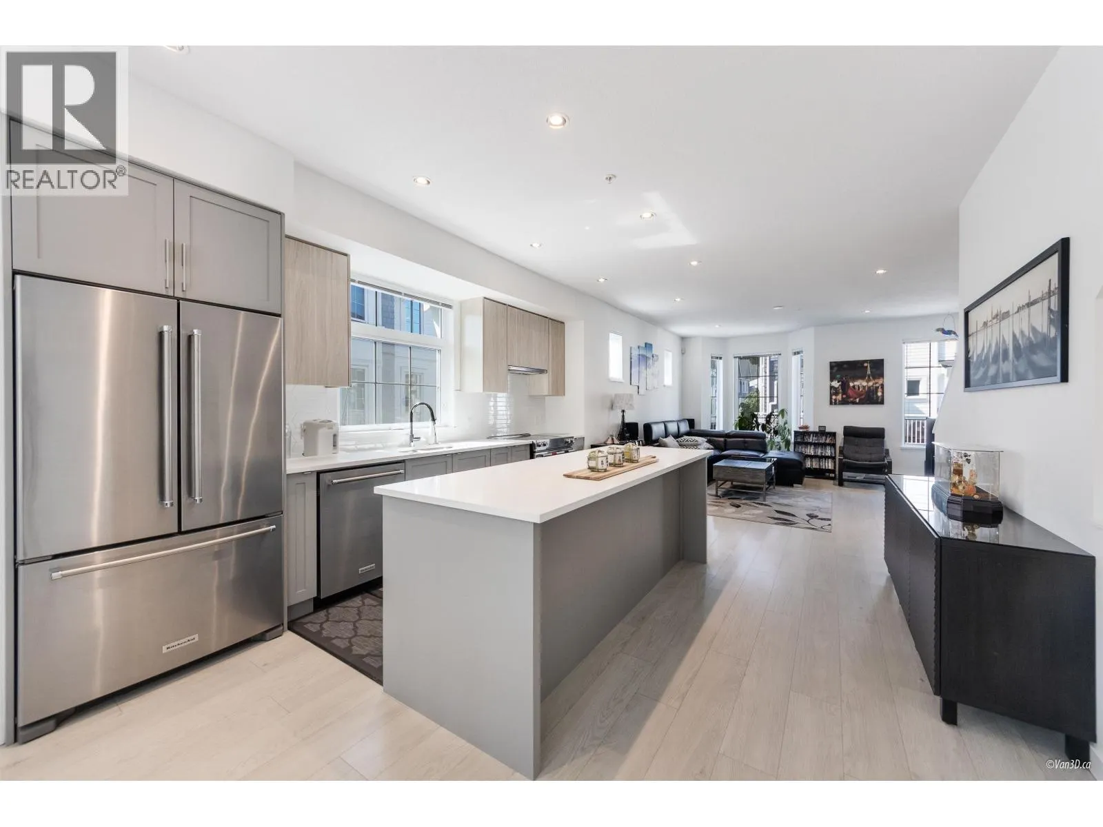 8 2560 PITT RIVER ROAD