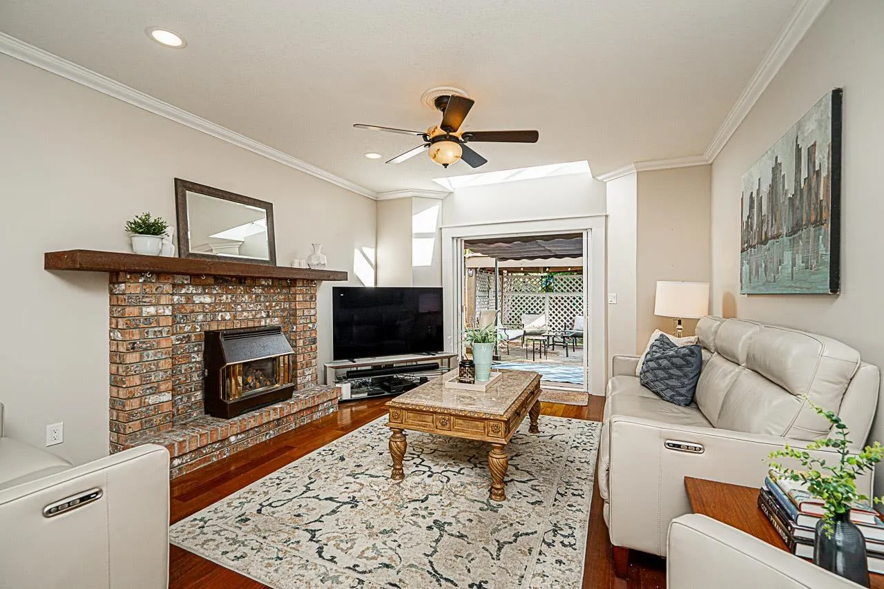 10874 CHERRY LANE
