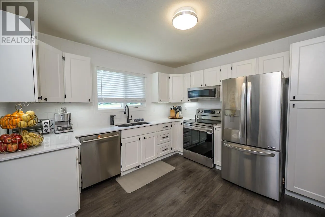 459 CLAXTON CRESCENT
