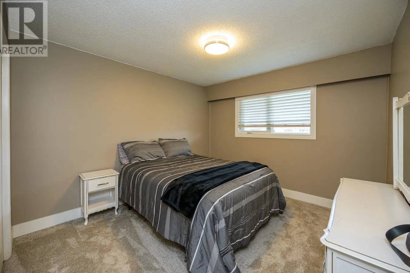 459 CLAXTON CRESCENT