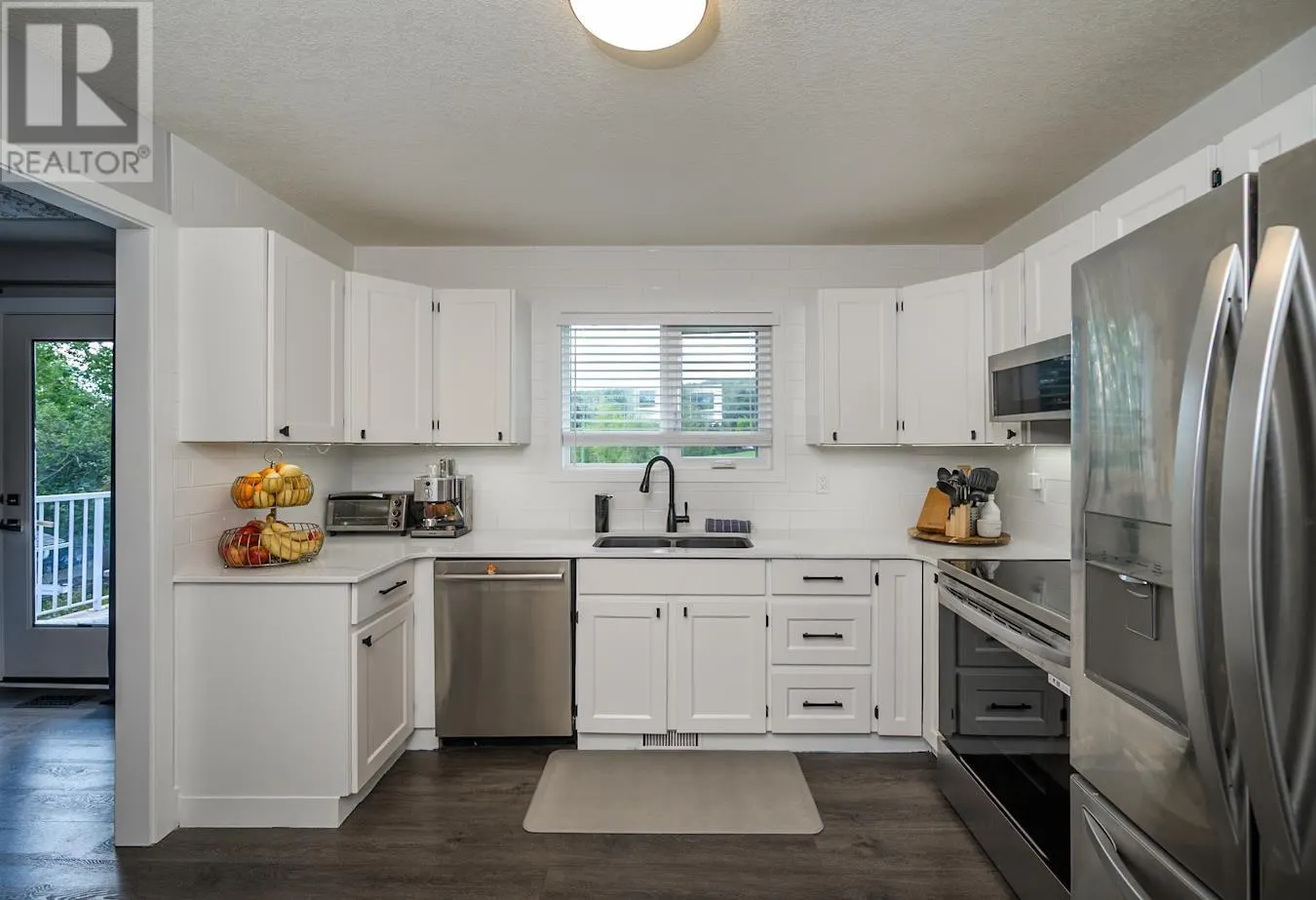 459 CLAXTON CRESCENT