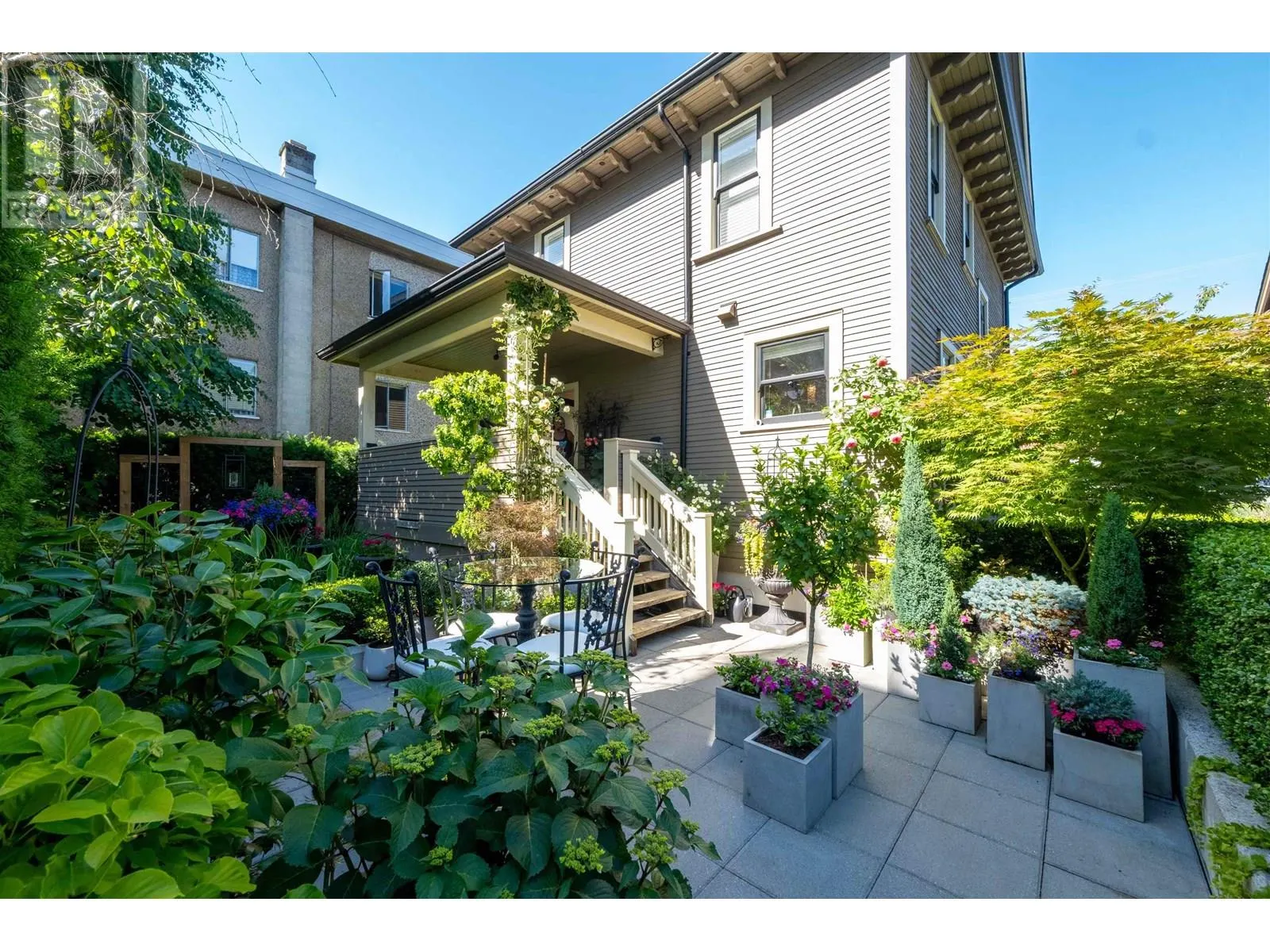 408 EIGHTH STREET