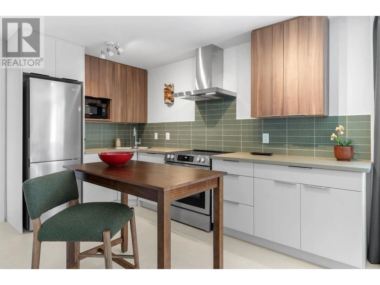 101A 460 14TH STREET