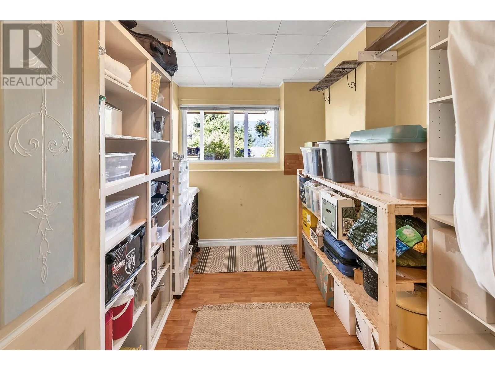 3321 VIEWMOUNT DRIVE