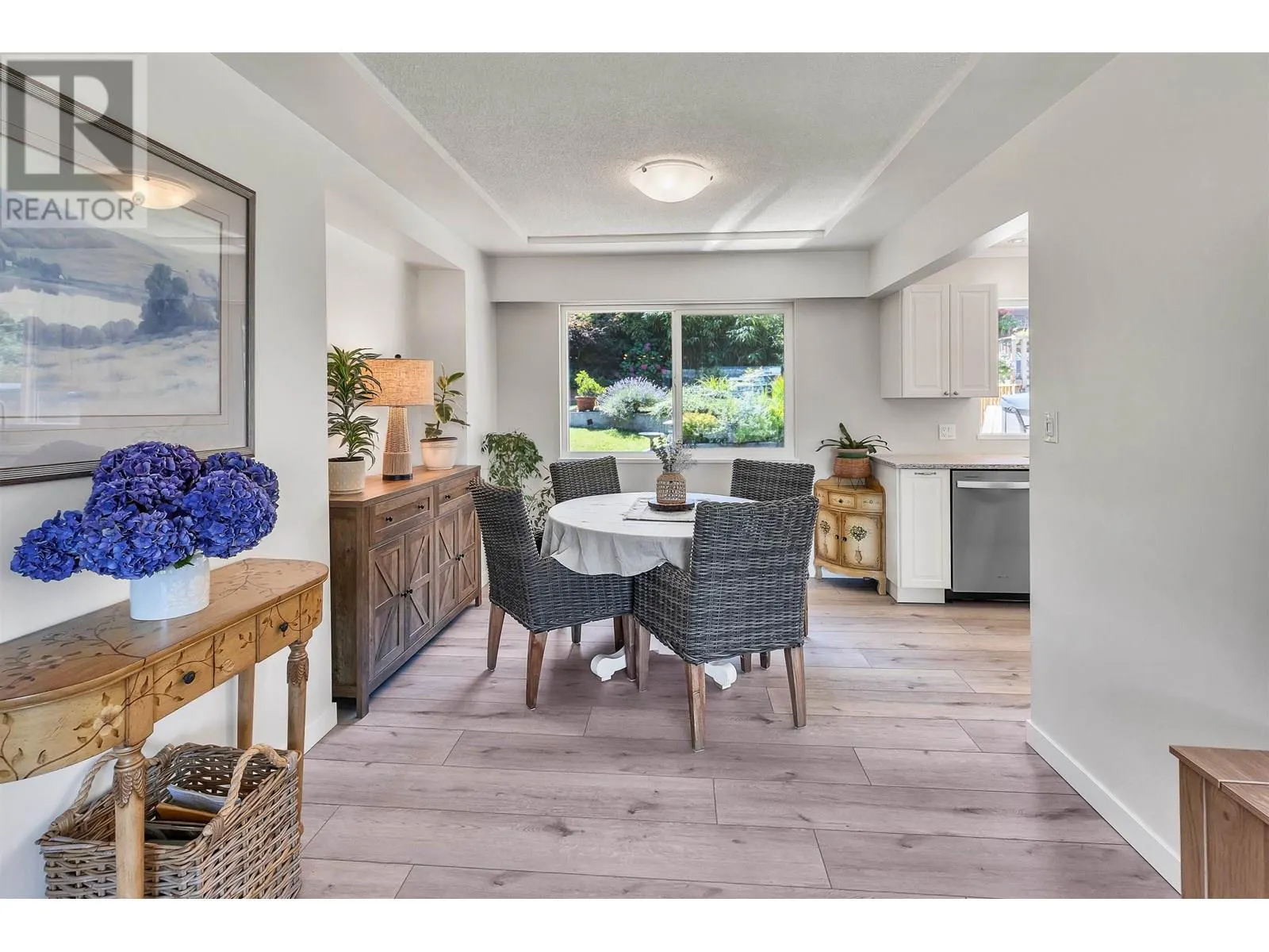 3321 VIEWMOUNT DRIVE