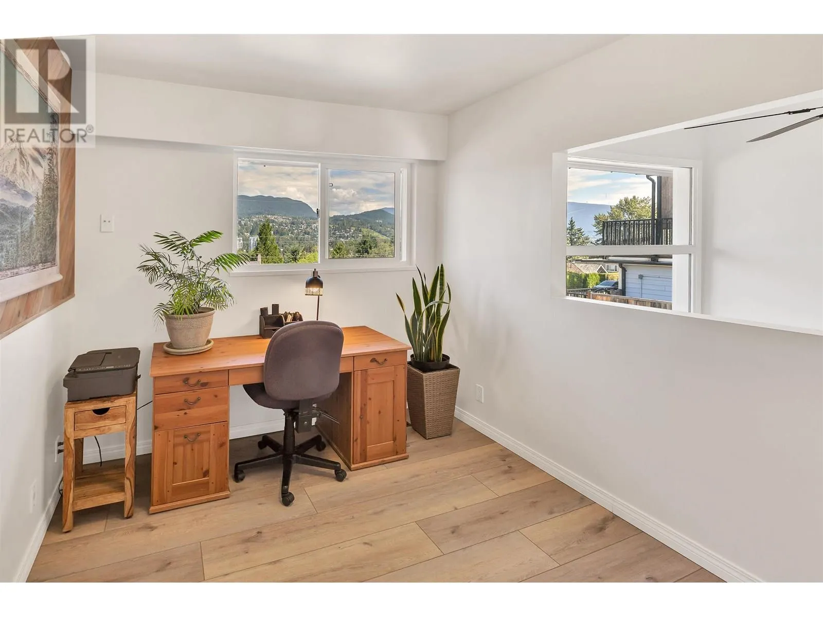 3321 VIEWMOUNT DRIVE
