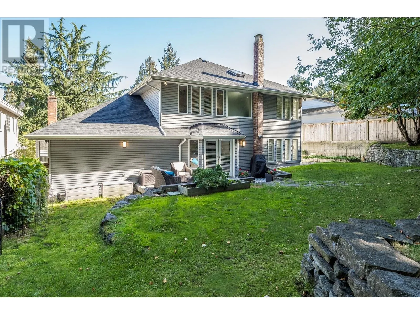 45 PARKGROVE CRESCENT