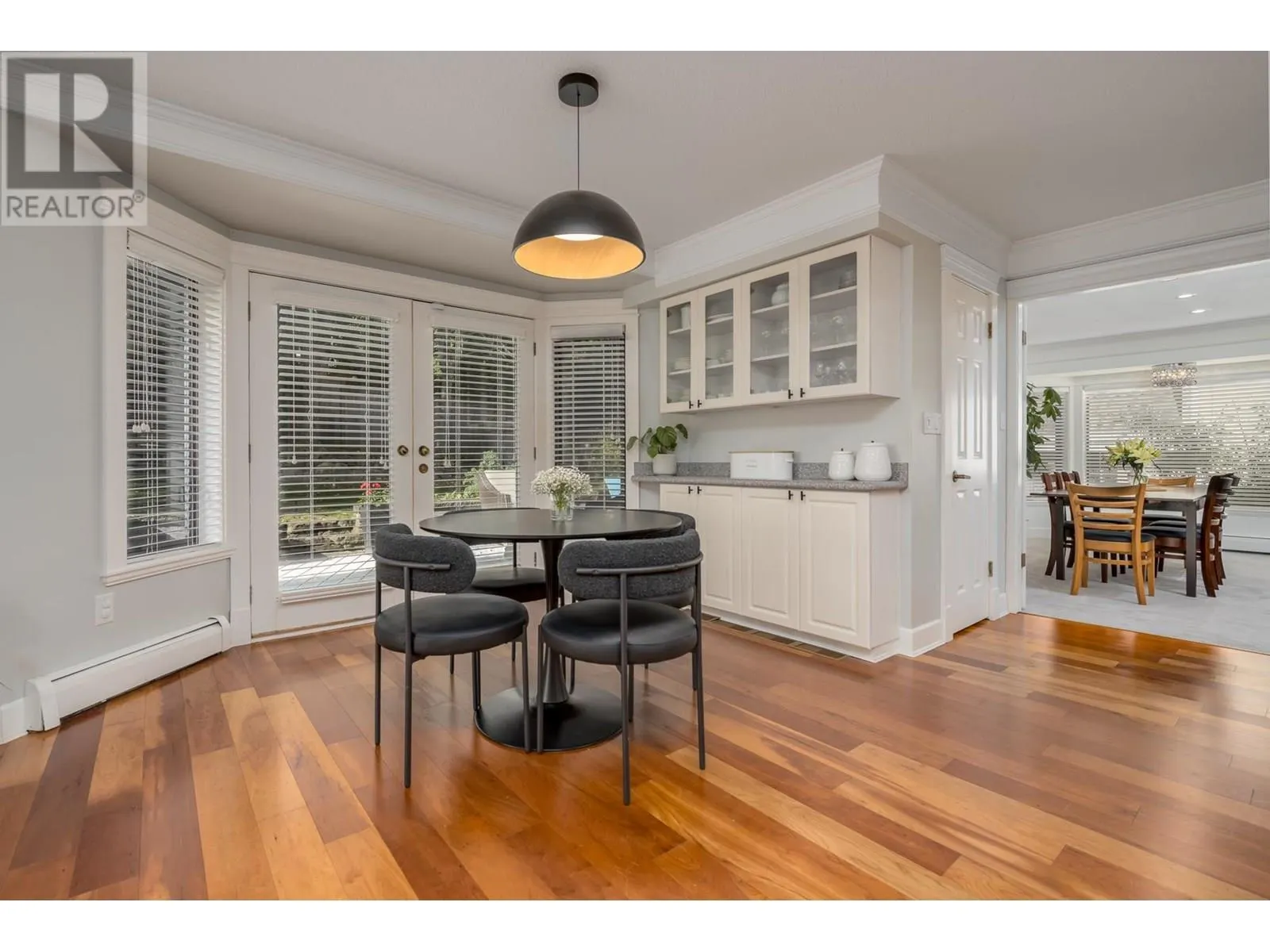 45 PARKGROVE CRESCENT