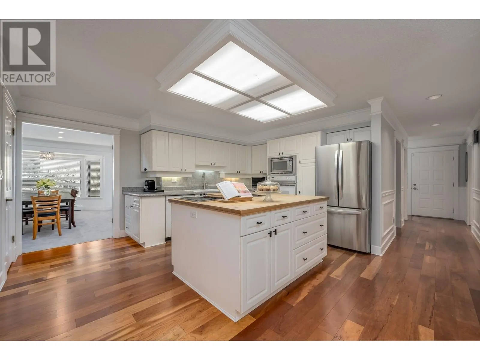 45 PARKGROVE CRESCENT