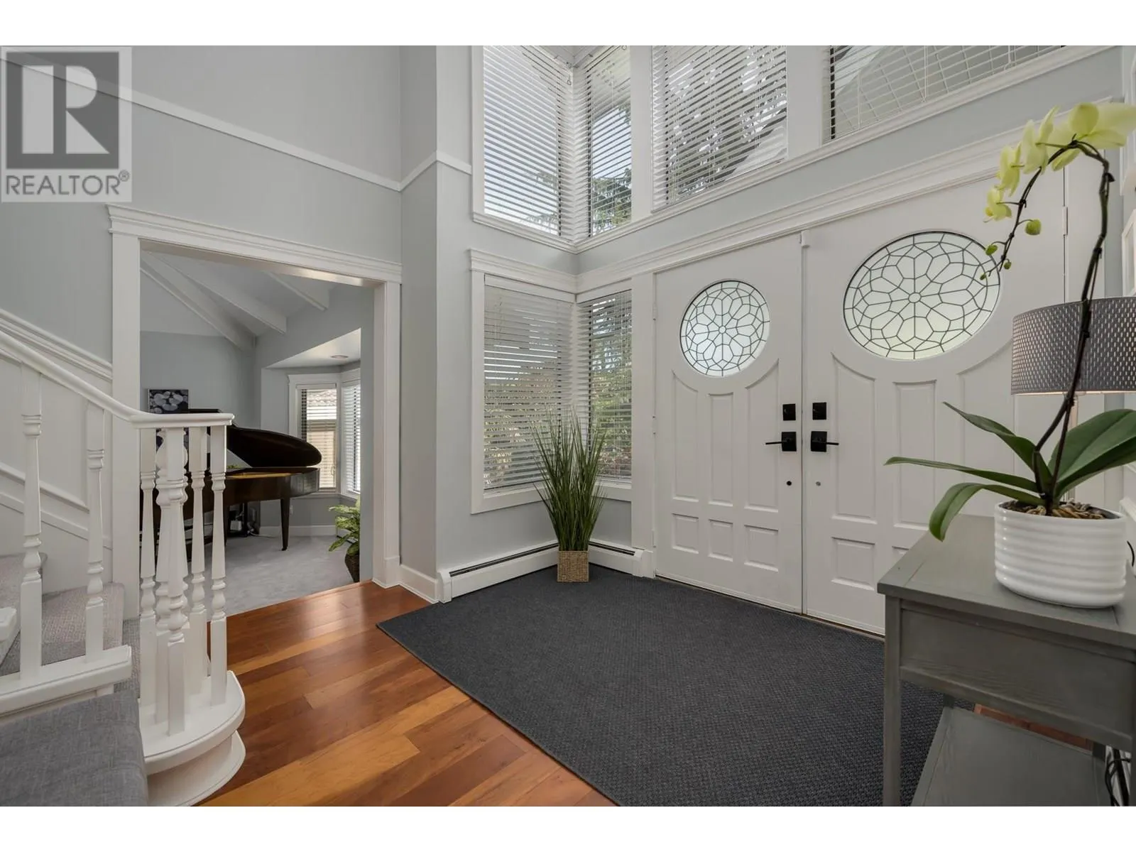 45 PARKGROVE CRESCENT