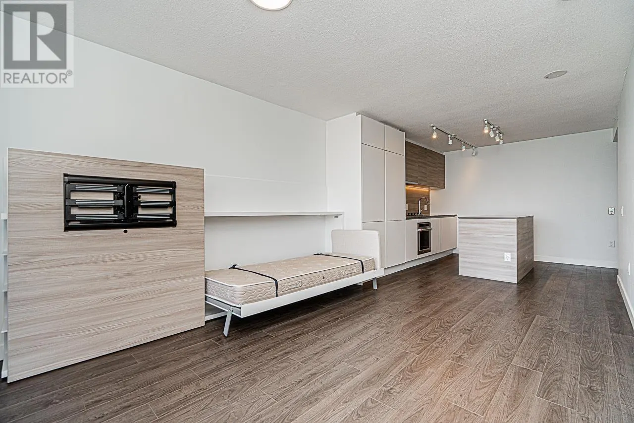 2712 908 QUAYSIDE DRIVE