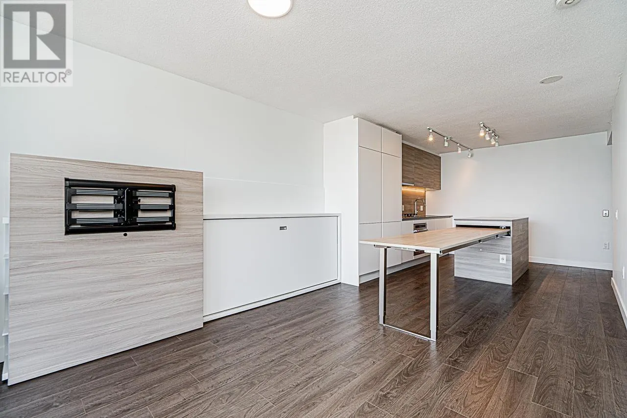 2712 908 QUAYSIDE DRIVE