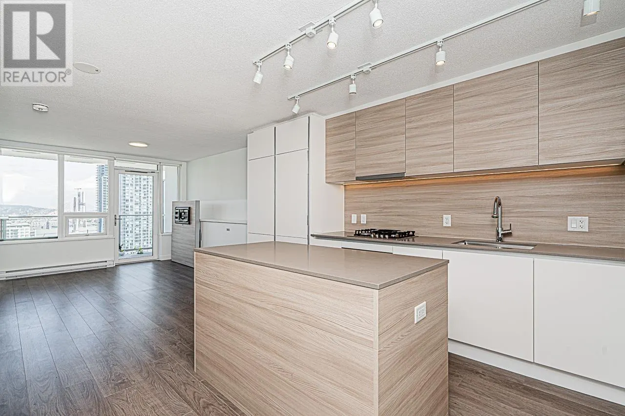 2712 908 QUAYSIDE DRIVE