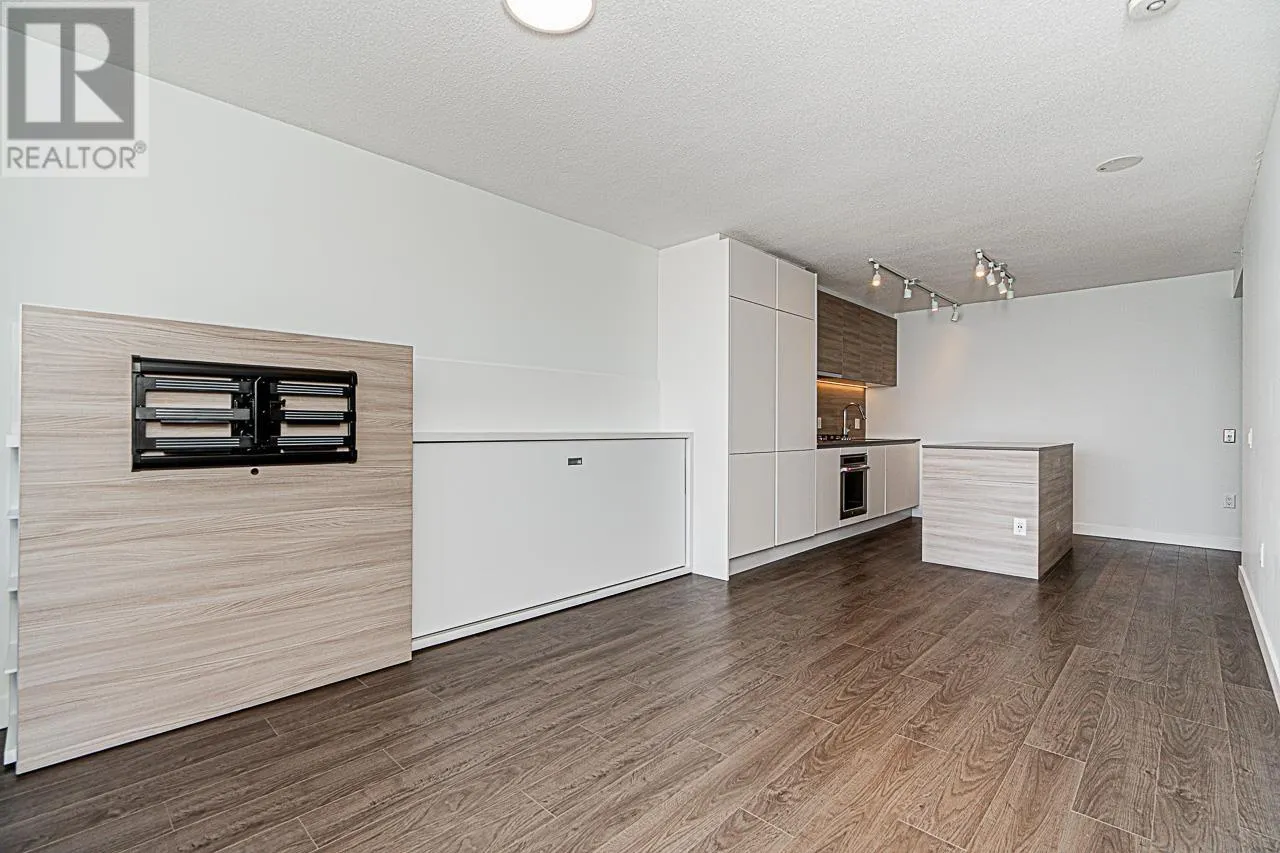 2712 908 QUAYSIDE DRIVE
