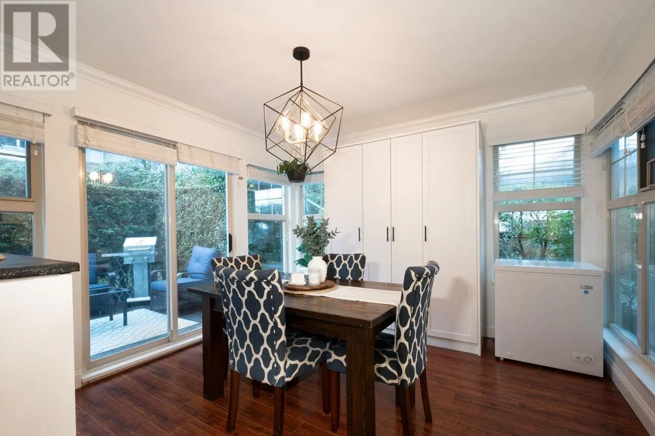78 65 FOXWOOD DRIVE